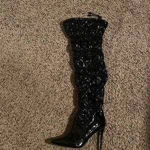 Black Steve Madden heel boots